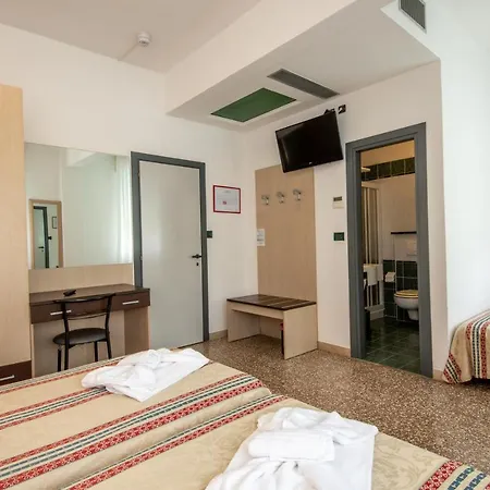 Palm Hotel 3*