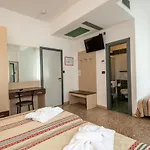 Palm Hotel 3*